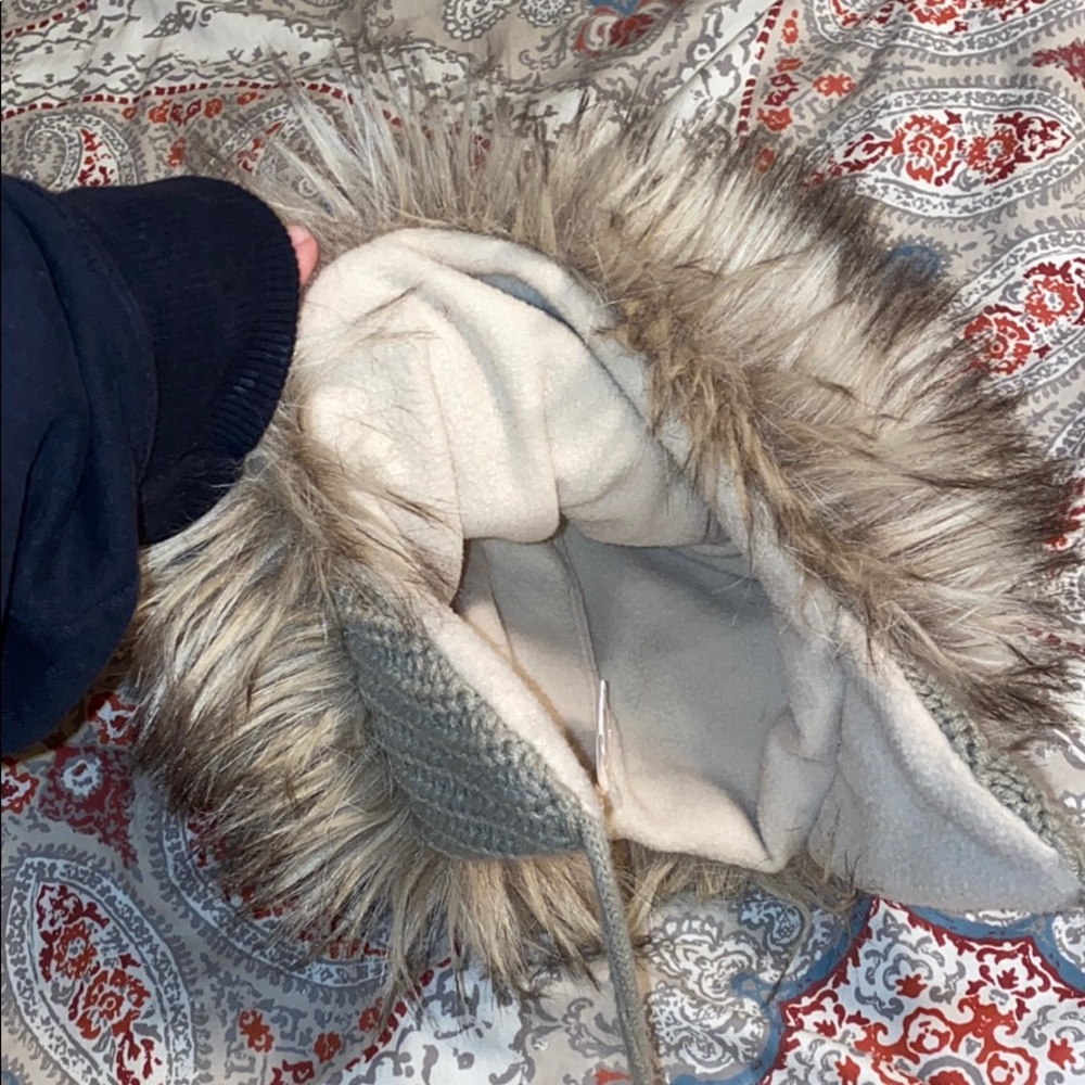 Cozy hat - Picture 3 of 3